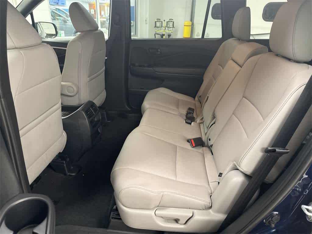 Thumbnail: 2022 Honda Passport - 21