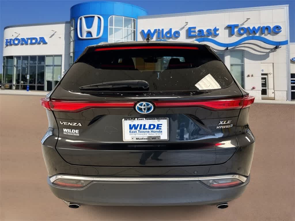 Thumbnail: 2021 Toyota Venza - 7