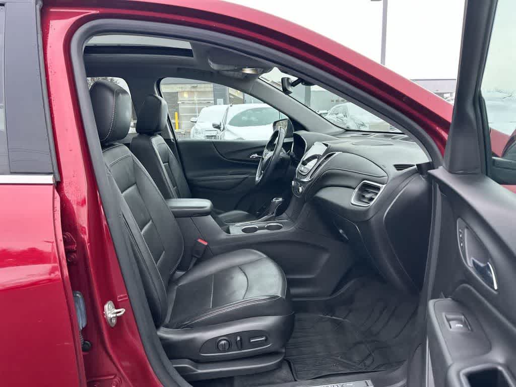 Thumbnail: 2019 Chevrolet Equinox - 19