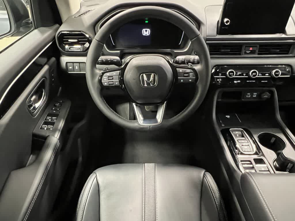 Thumbnail: 2025 Honda Pilot - 16