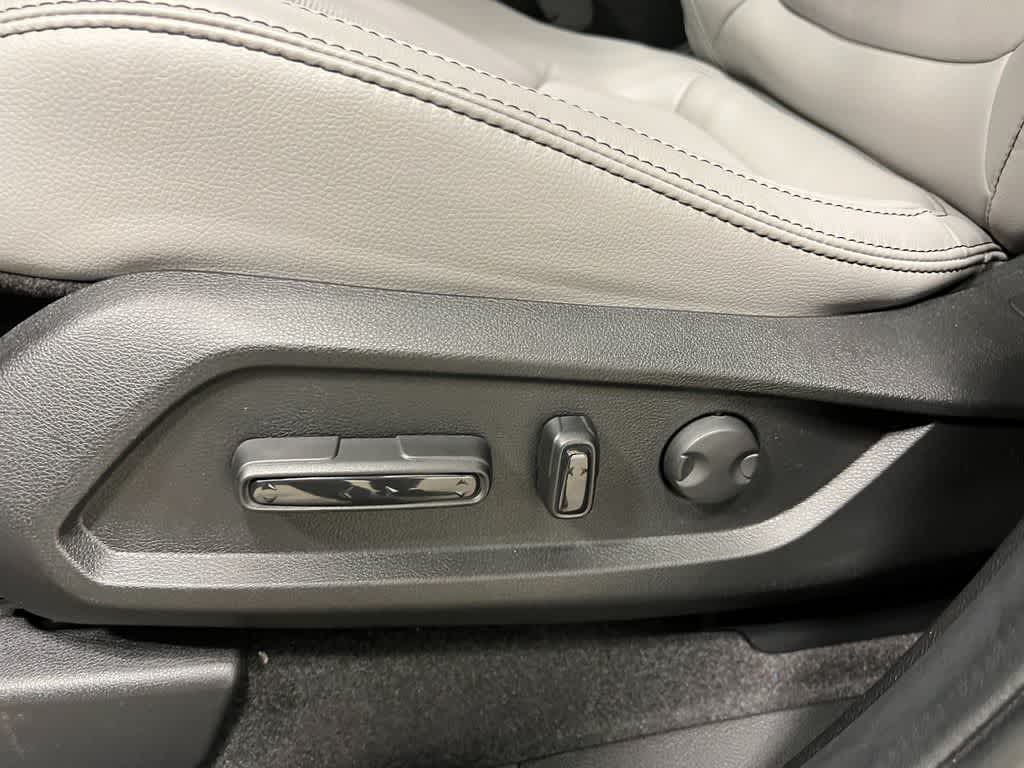 Thumbnail: 2025 Honda Pilot - 14