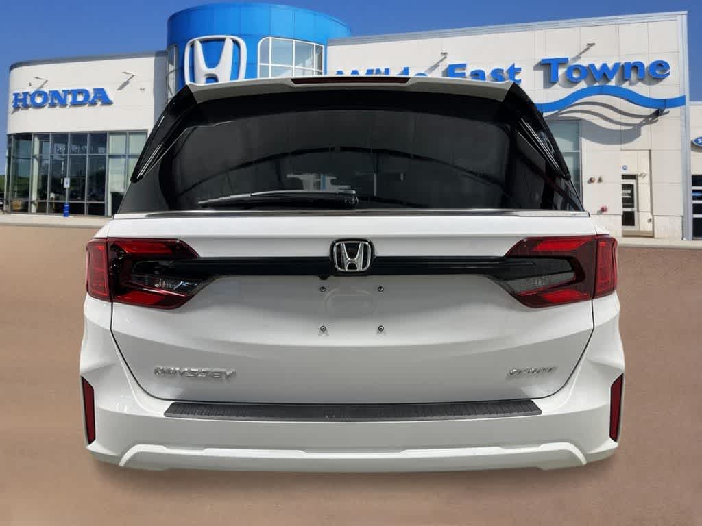 Thumbnail: 2026 Honda Odyssey - 4