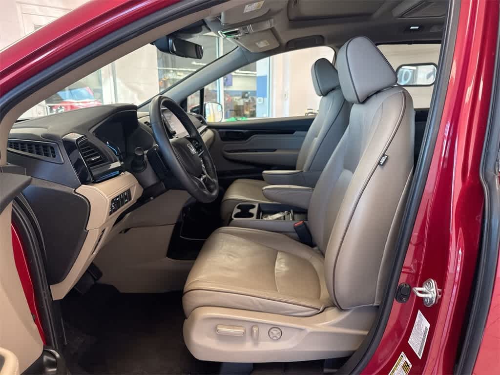 Thumbnail: 2023 Honda Odyssey - 17