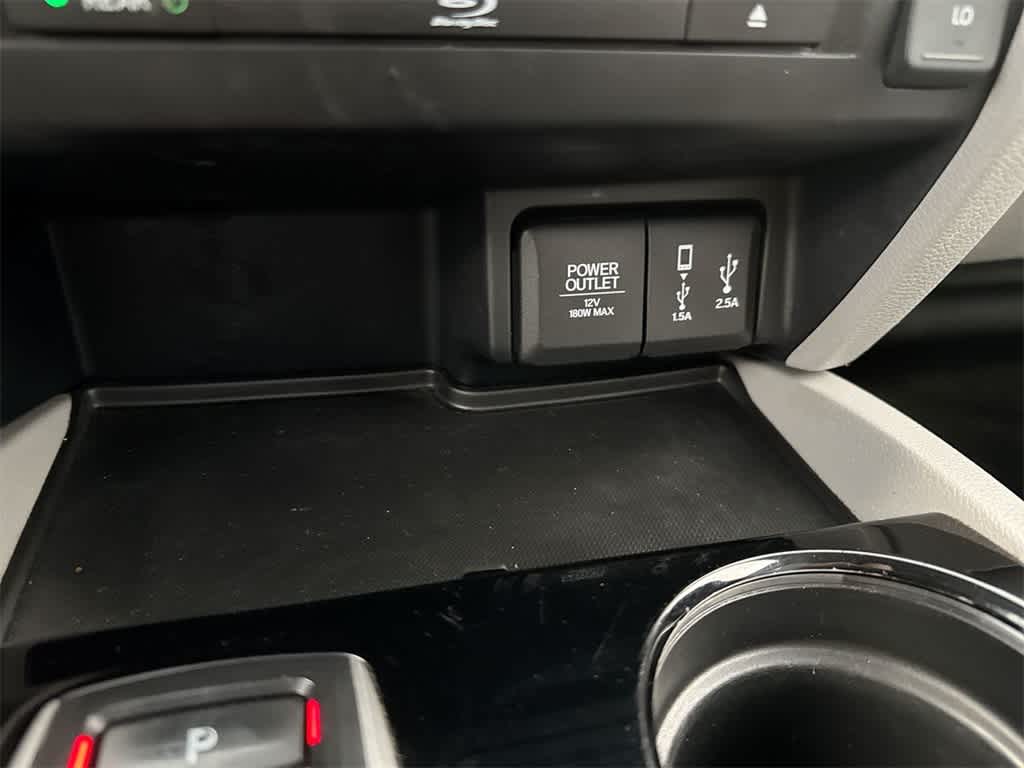 Thumbnail: 2017 Honda Pilot - 34