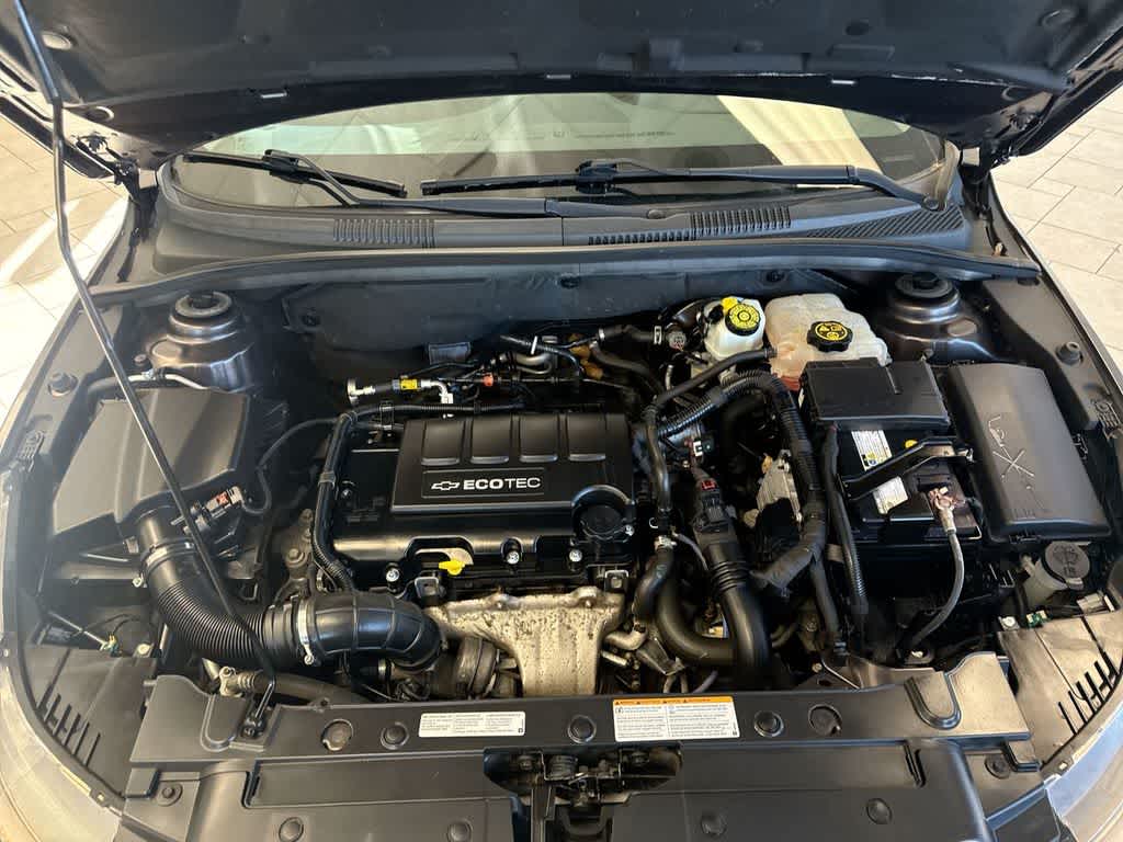 Thumbnail: 2015 Chevrolet Cruze - 15