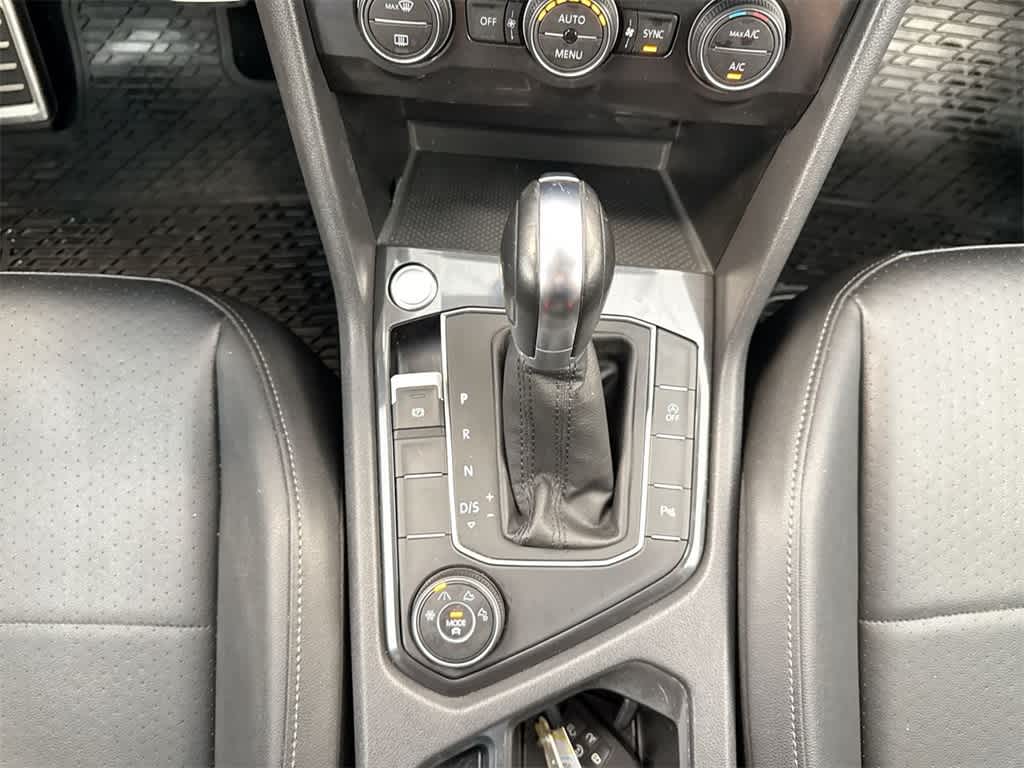 Thumbnail: 2019 Volkswagen Tiguan - 34