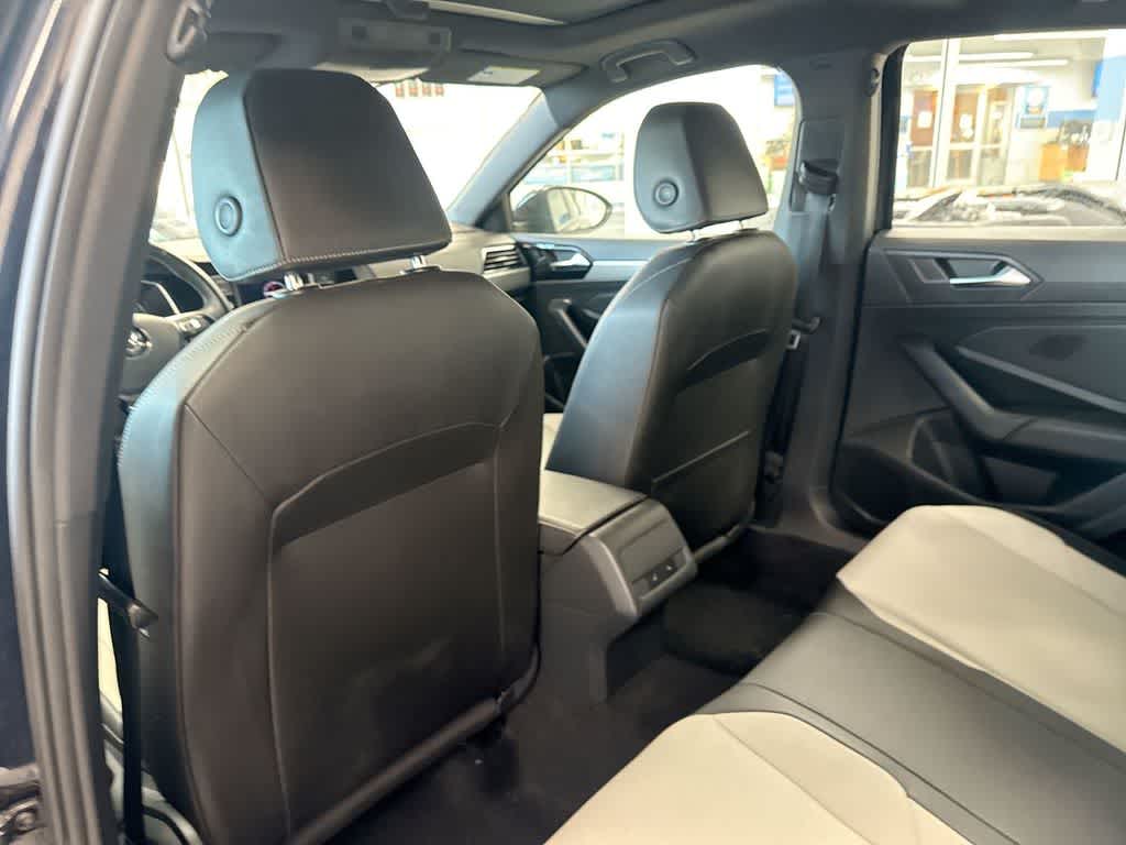 Thumbnail: 2019 Volkswagen Jetta - 19