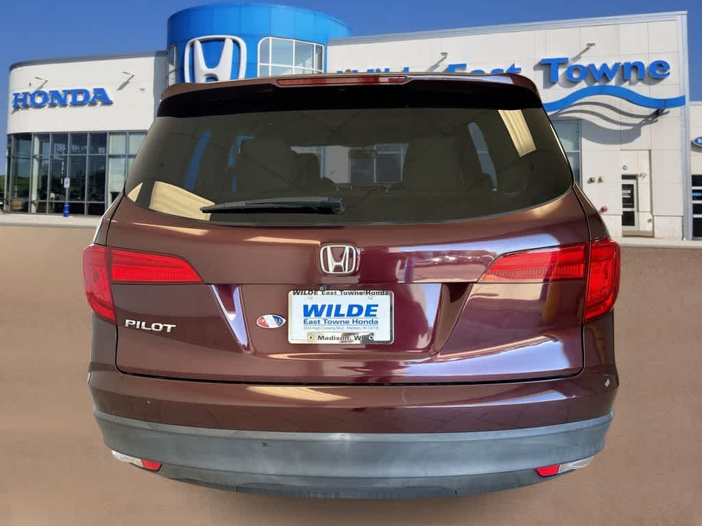 Thumbnail: 2017 Honda Pilot - 7