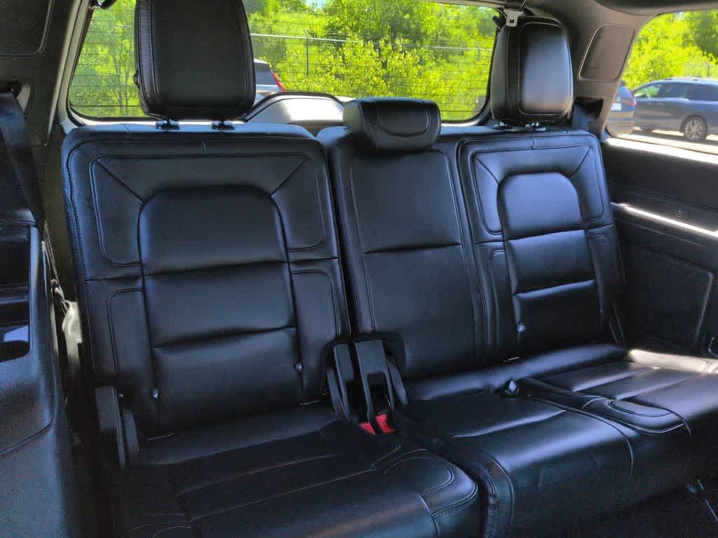 Thumbnail: 2018 Lincoln Navigator - 22