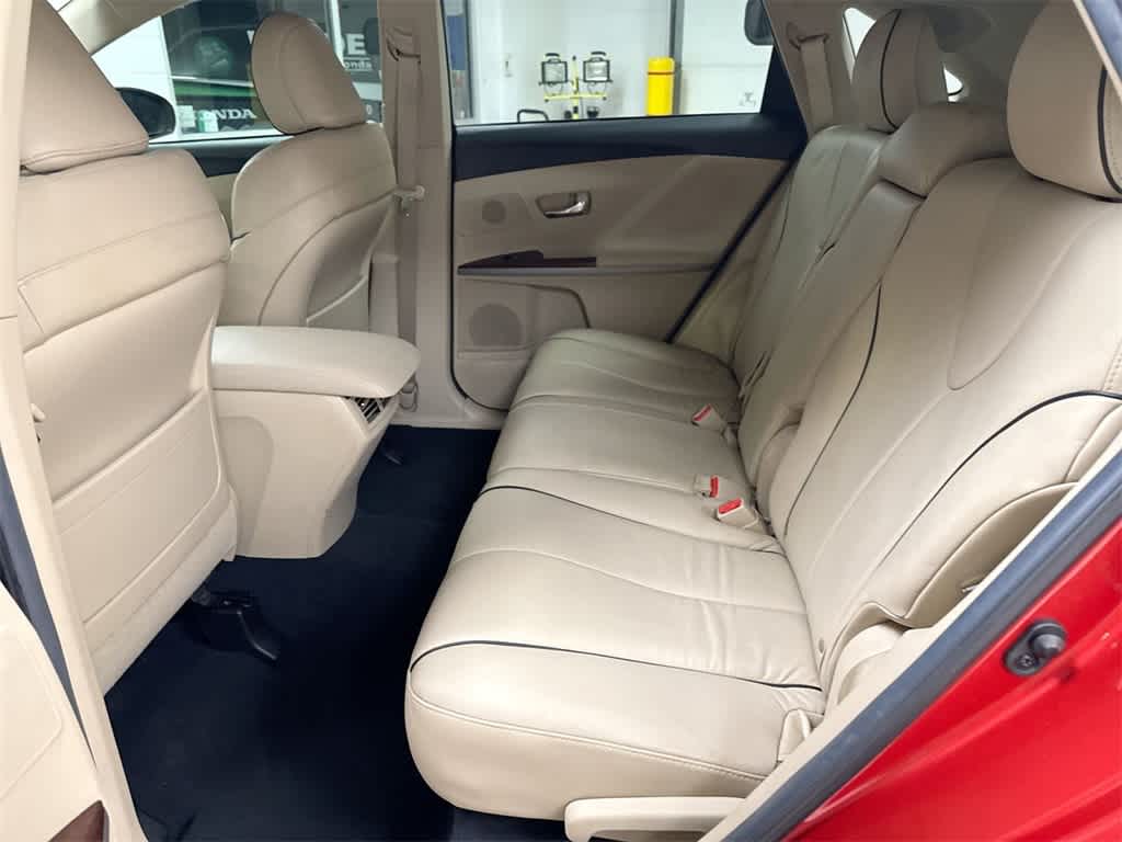 Thumbnail: 2012 Toyota Venza - 21