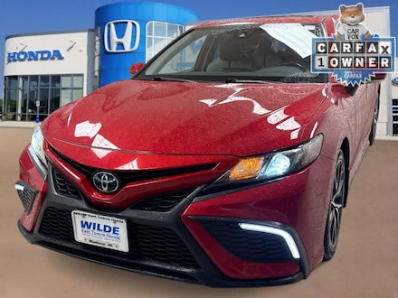 2022 Toyota Camry SE Sedan