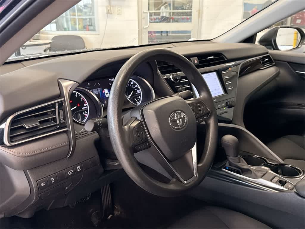 Thumbnail: 2020 Toyota Camry - 10