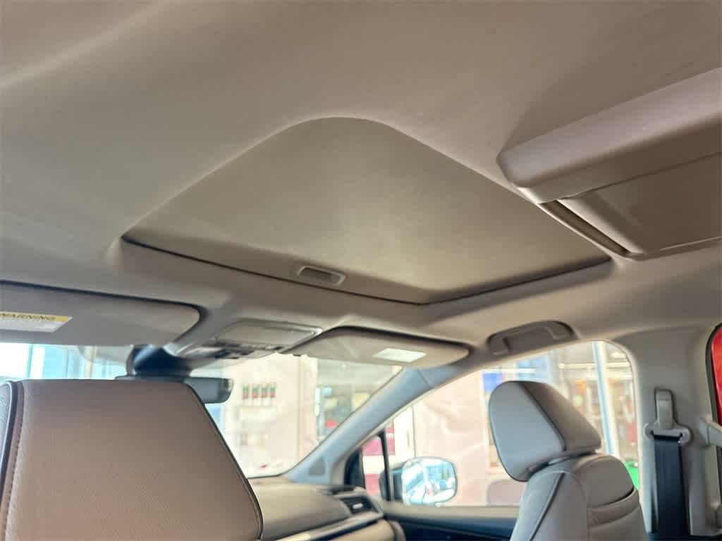 Thumbnail: 2023 Honda Odyssey - 20