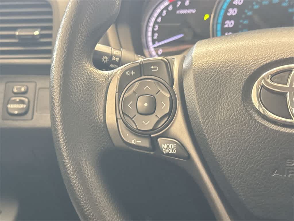Thumbnail: 2013 Toyota Venza - 25