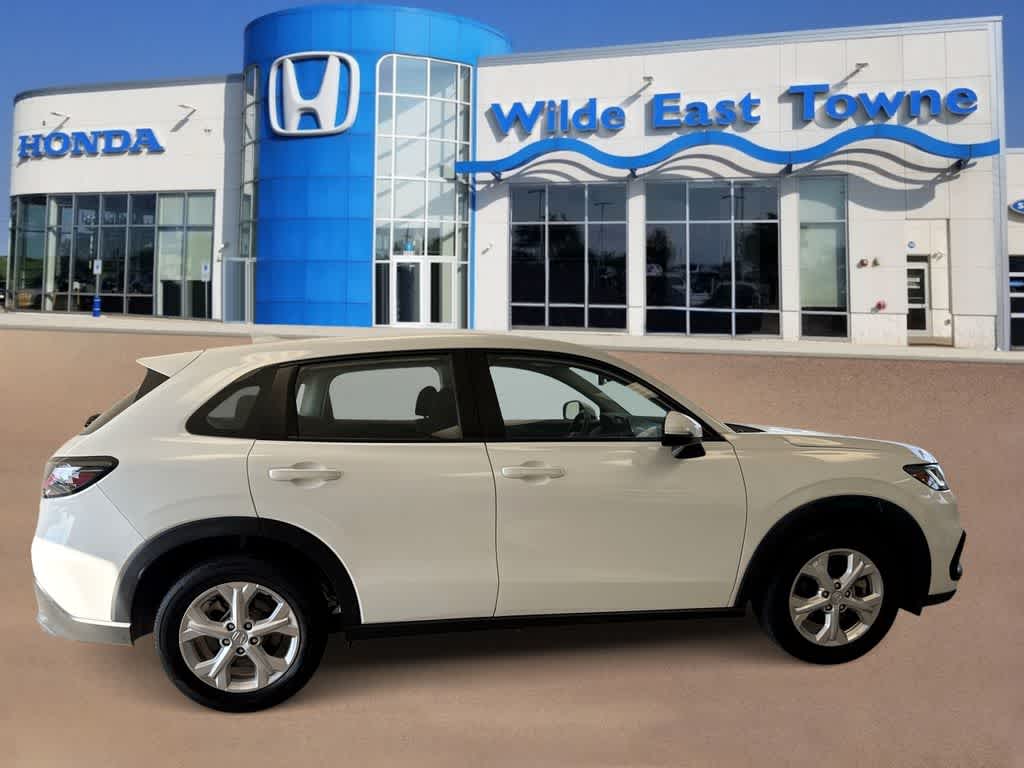 Thumbnail: 2023 Honda HR-V - 10