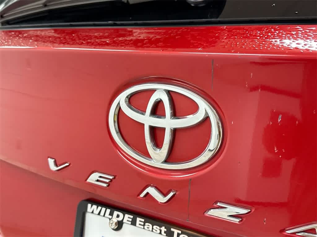 Thumbnail: 2012 Toyota Venza - 12