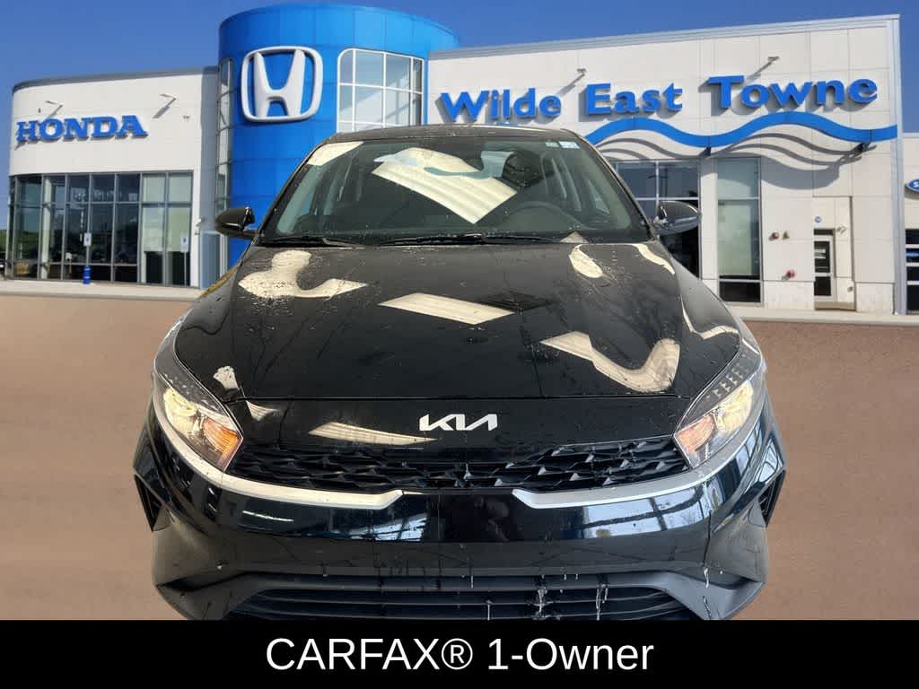 Thumbnail: 2024 Kia Forte - 3