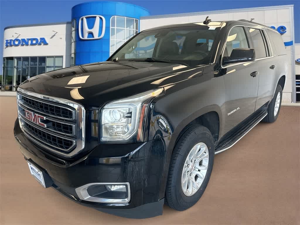 2020 GMC Yukon XL SLT -
                  Madison, WI