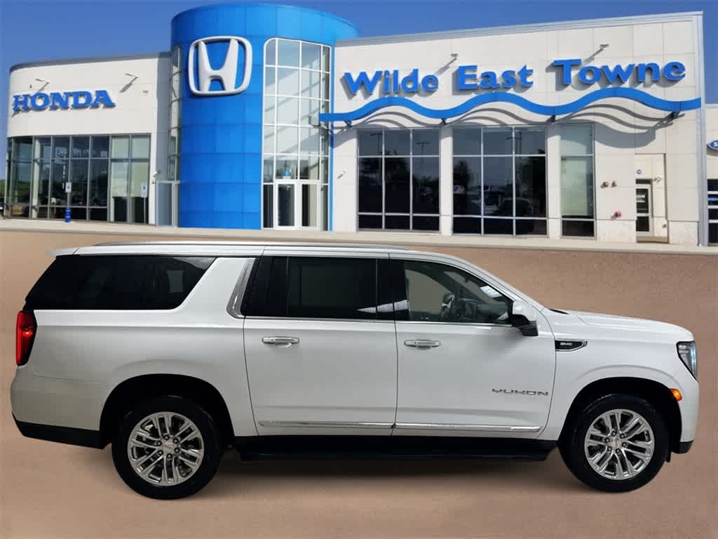 Thumbnail: 2021 GMC Yukon XL - 9