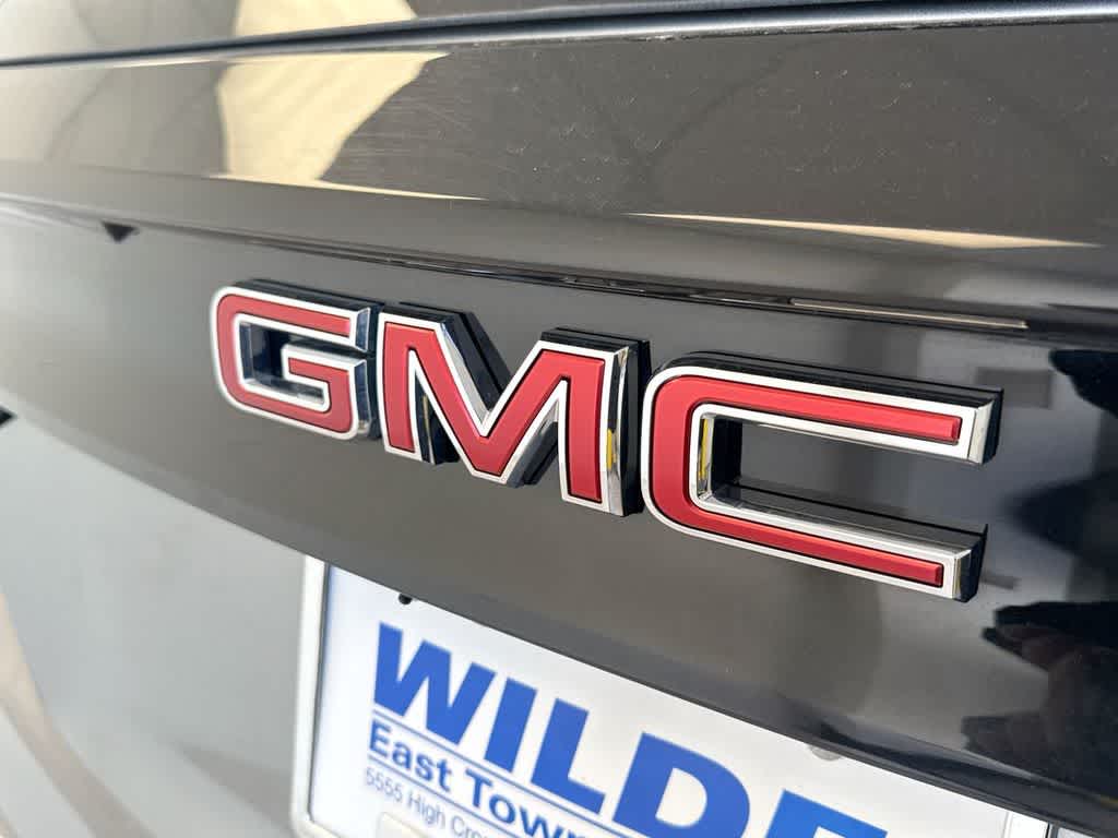 Thumbnail: 2025 GMC Acadia - 14