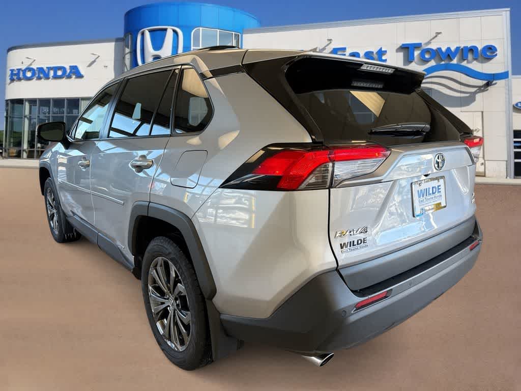 Thumbnail: 2023 Toyota RAV4 - 6
