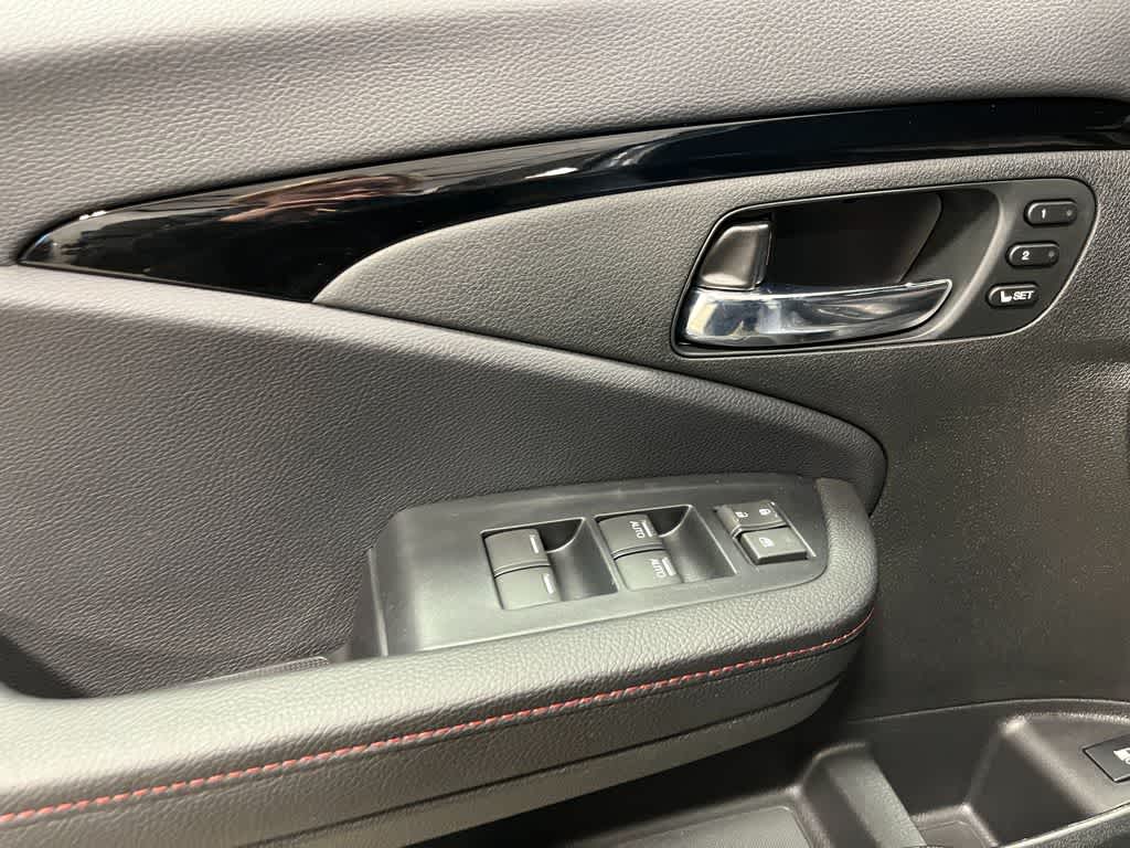 Thumbnail: 2026 Honda Ridgeline - 13