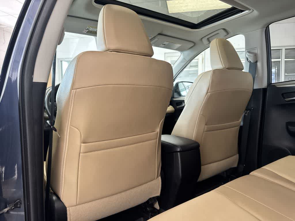 Thumbnail: 2013 Toyota RAV4 - 18