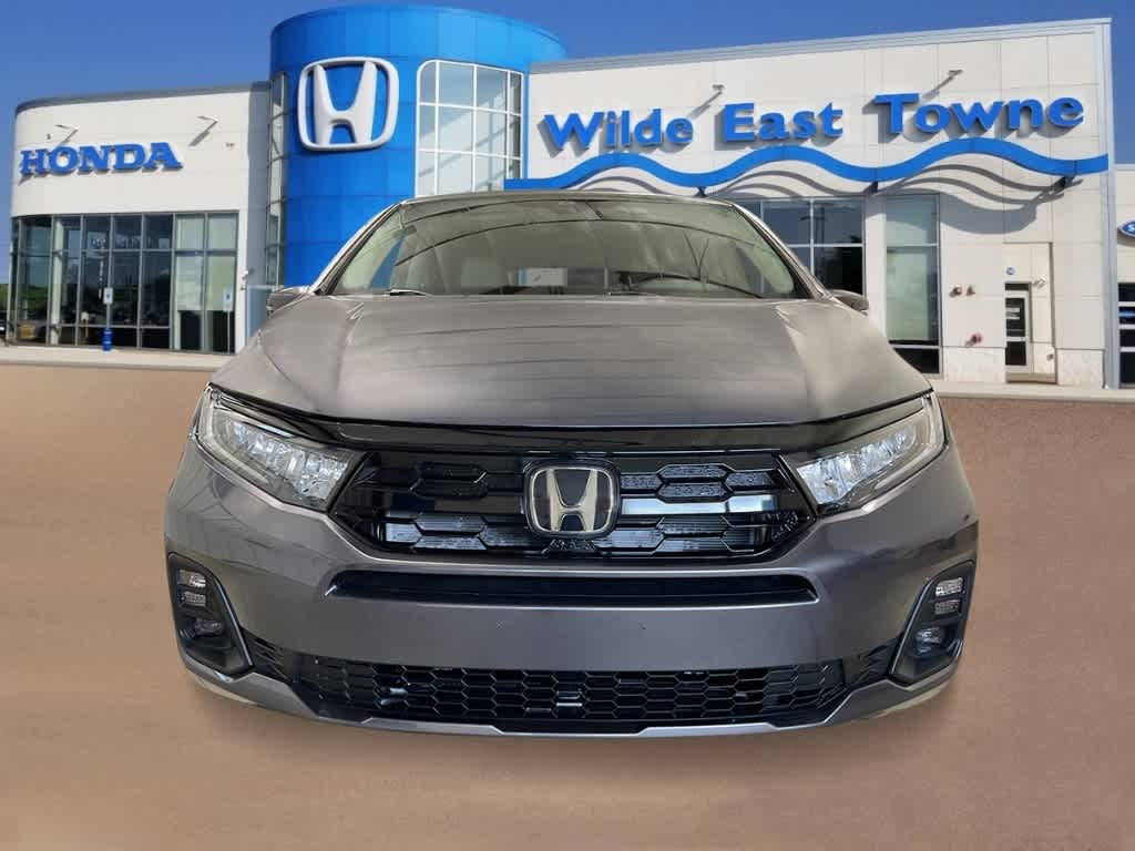 Thumbnail: 2026 Honda Odyssey - 10