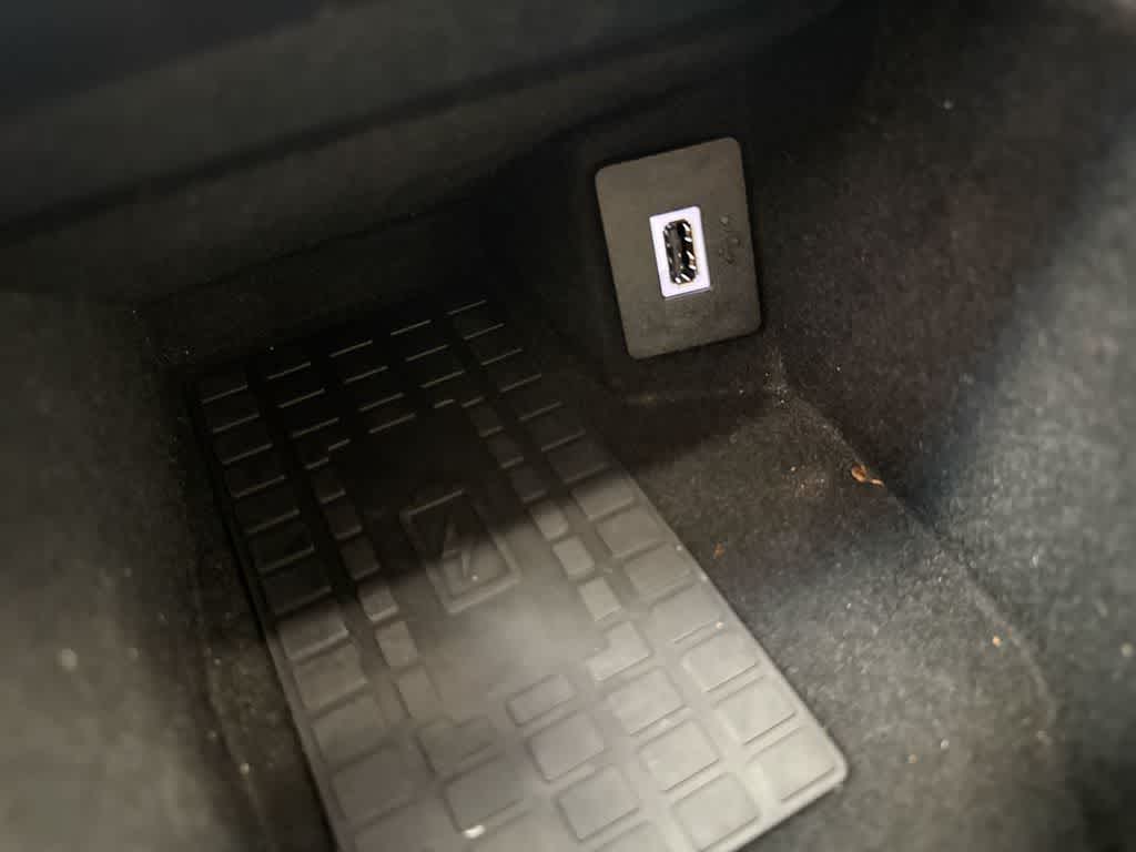 Thumbnail: 2019 Lincoln Nautilus - 32