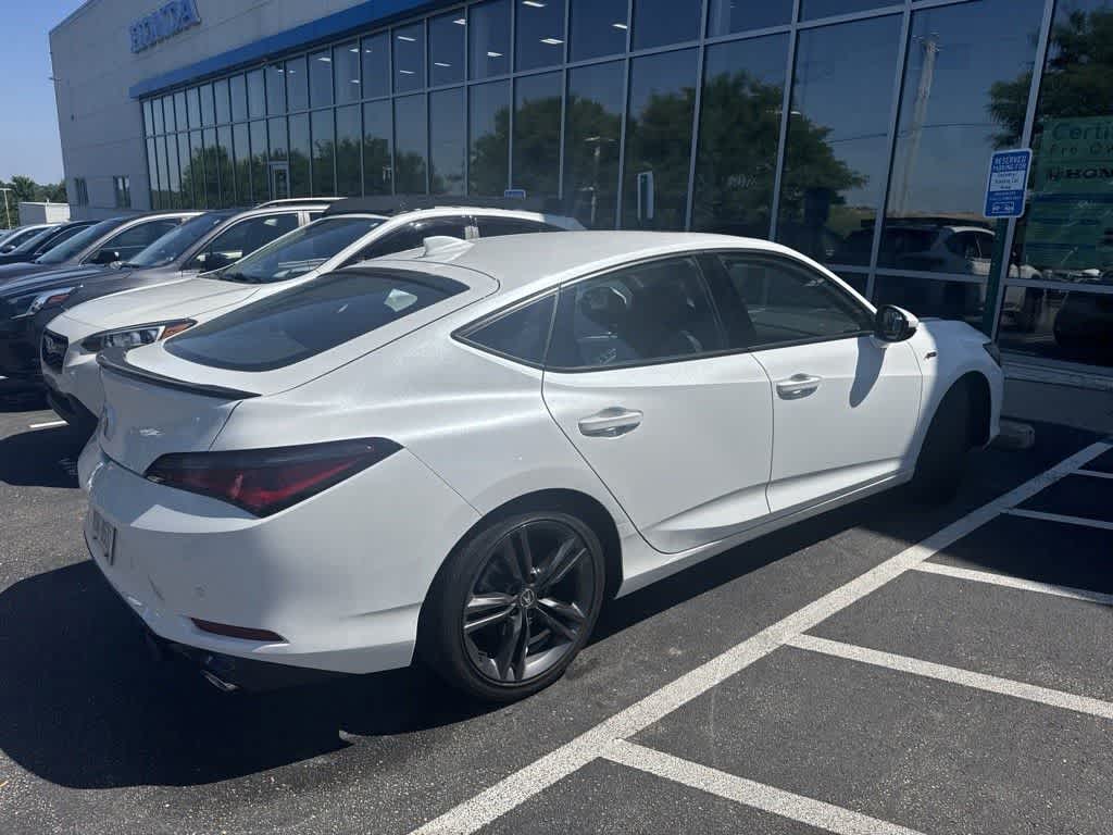 Thumbnail: 2023 Acura Integra - 2