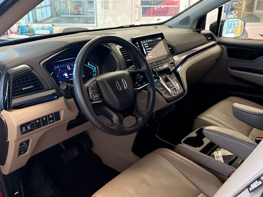 Thumbnail: 2023 Honda Odyssey - 12