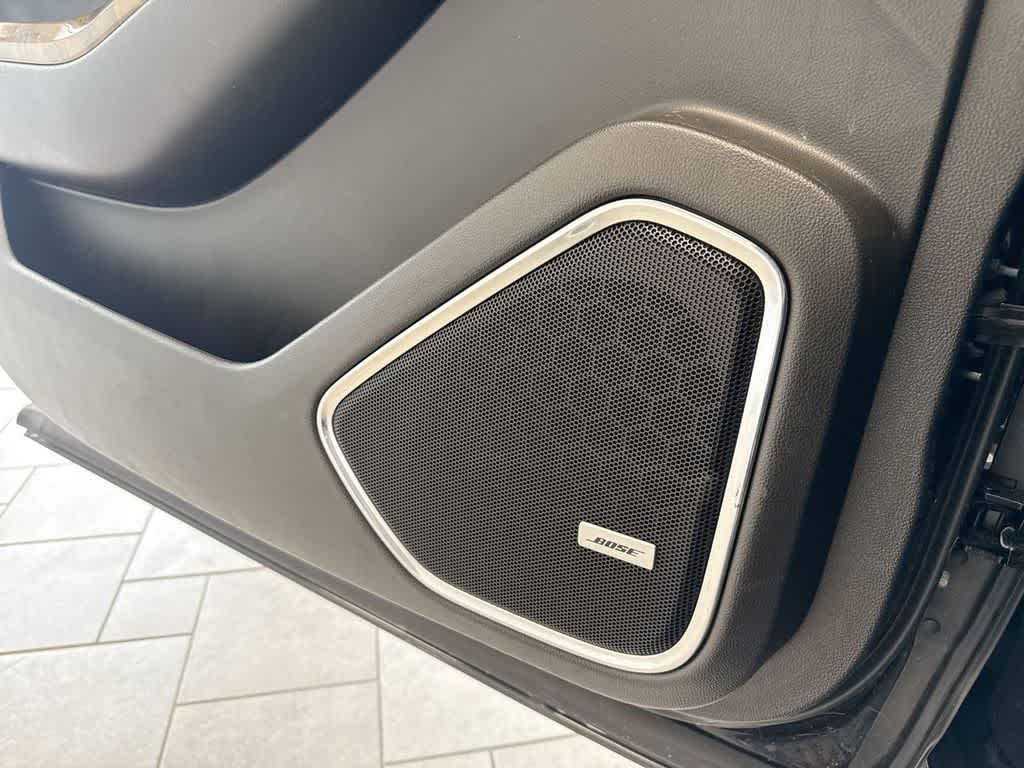 Thumbnail: 2017 GMC Yukon - 32