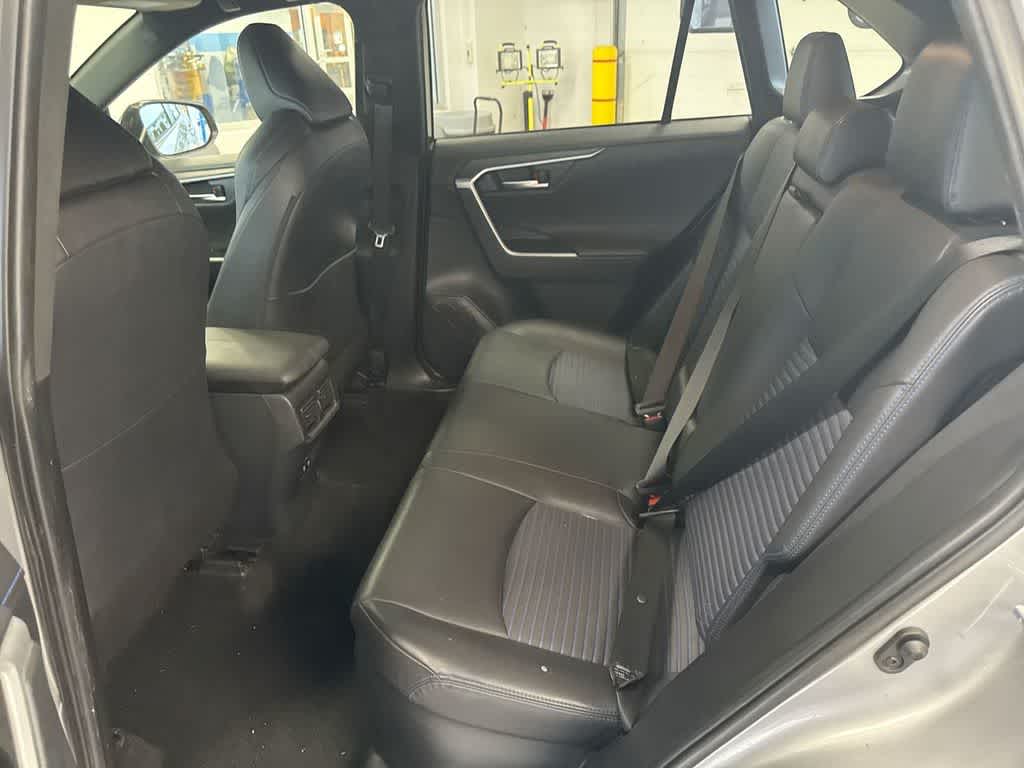 Thumbnail: 2019 Toyota RAV4 - 21