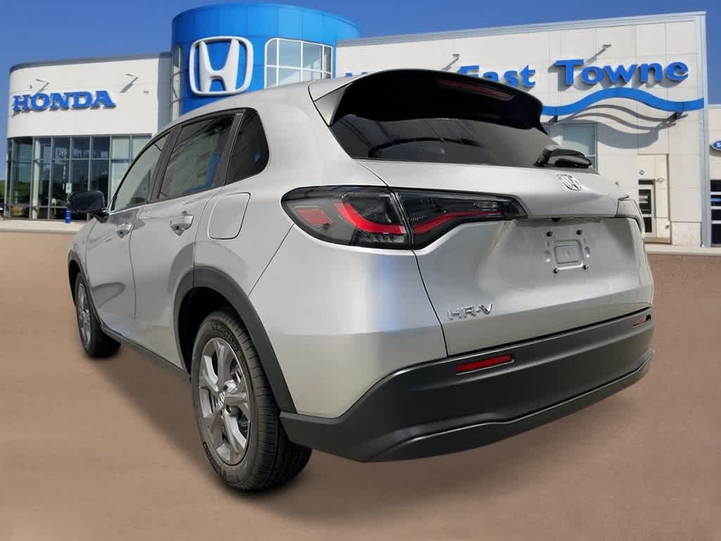Thumbnail: 2026 Honda HR-V - 3