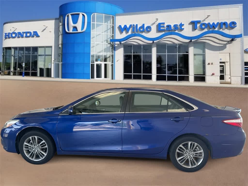 Thumbnail: 2015 Toyota Camry - 5