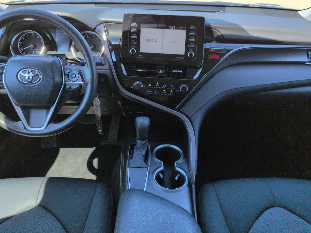 2021 Toyota Camry LE - Photo 16