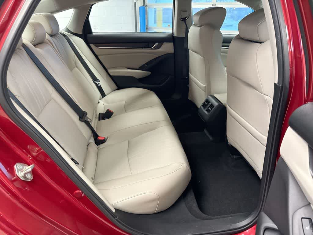 Thumbnail: 2018 Honda Accord - 25