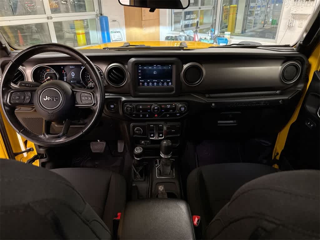 Thumbnail: 2020 Jeep Wrangler - 14