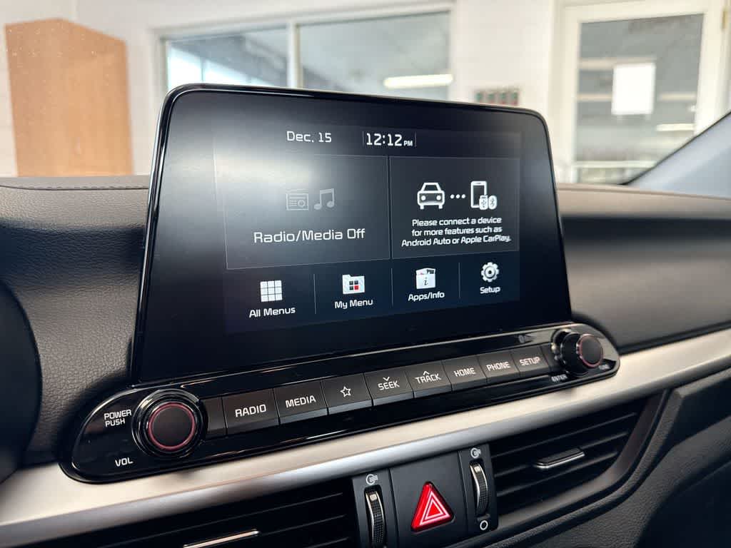 Thumbnail: 2020 Kia Forte - 29