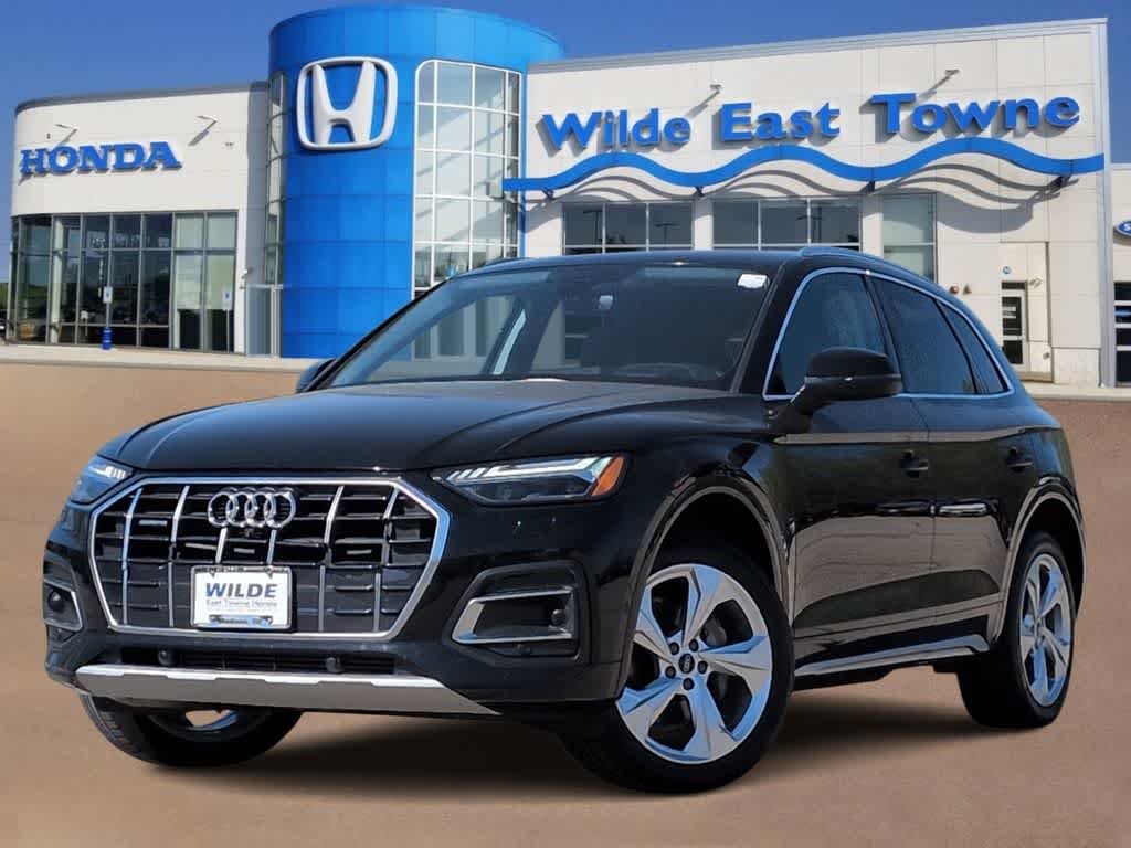 2021 Audi Q5 45 Prestige's photo