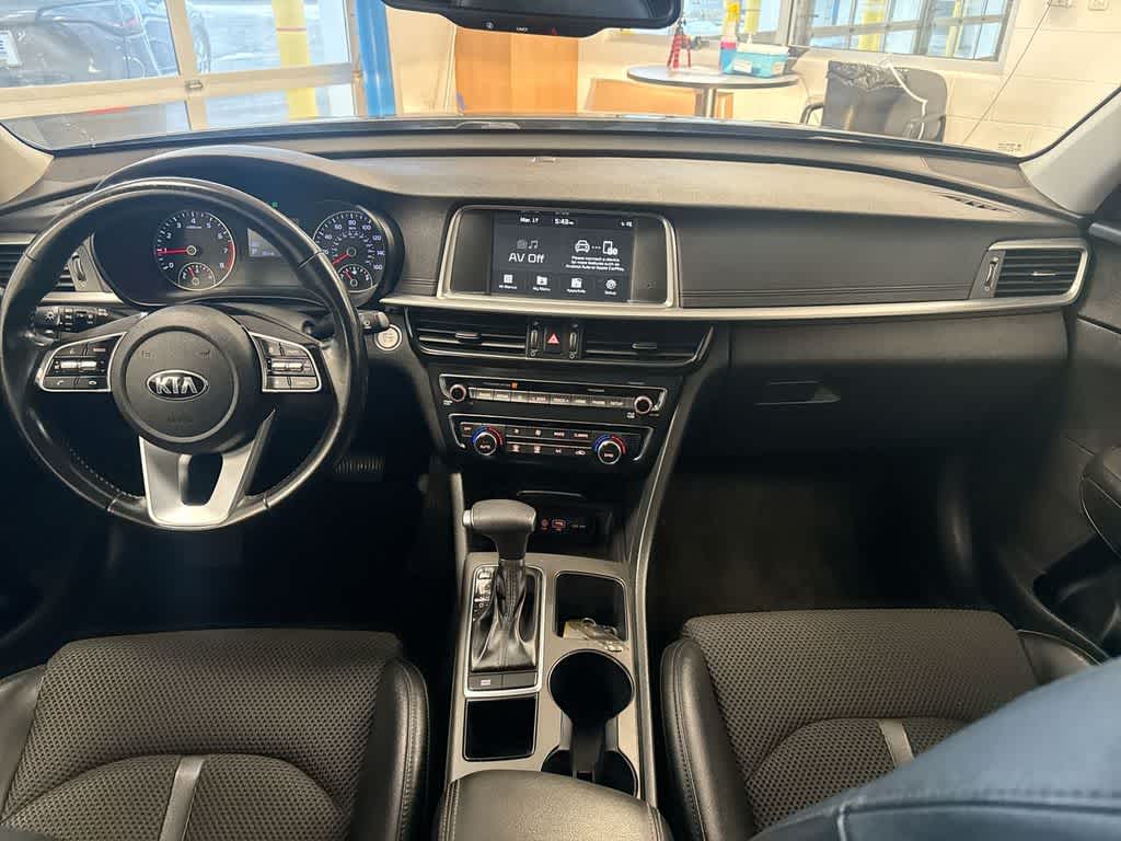 Thumbnail: 2019 Kia Optima - 16