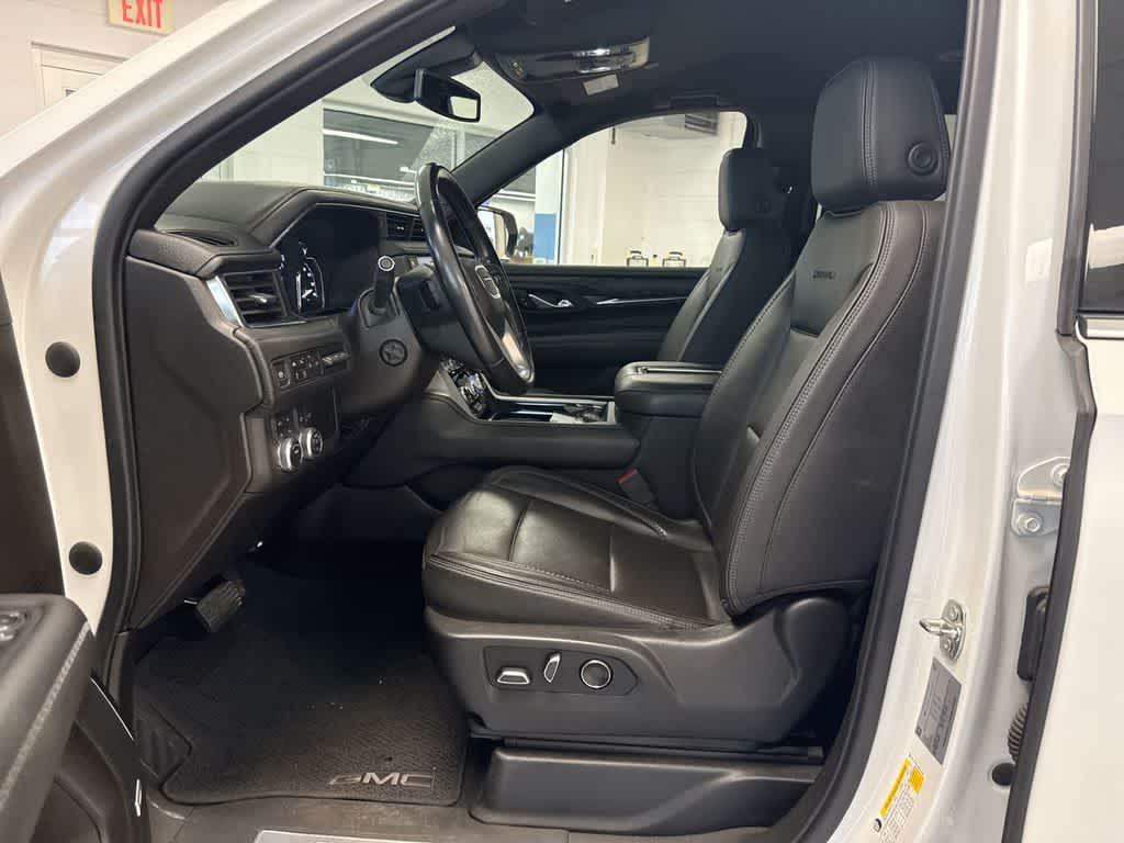 Thumbnail: 2021 GMC Yukon - 17