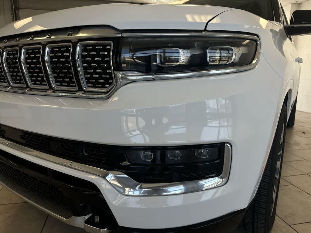 Thumbnail: 2023 Jeep Grand Wagoneer L - 13