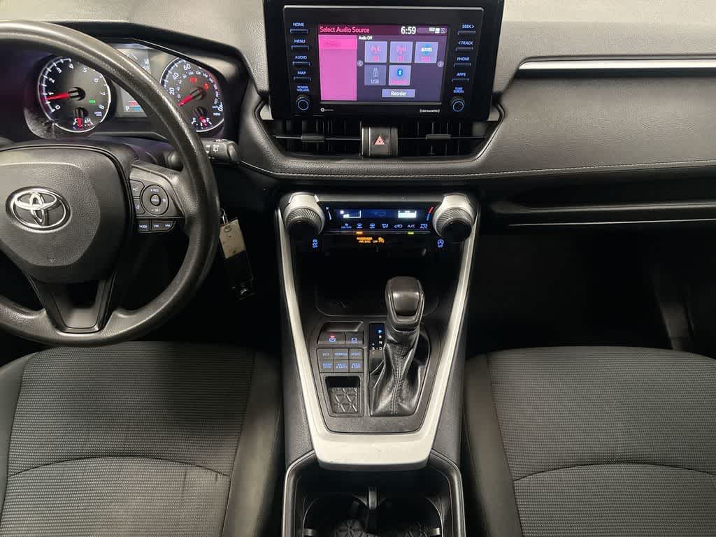 Thumbnail: 2022 Toyota RAV4 - 30