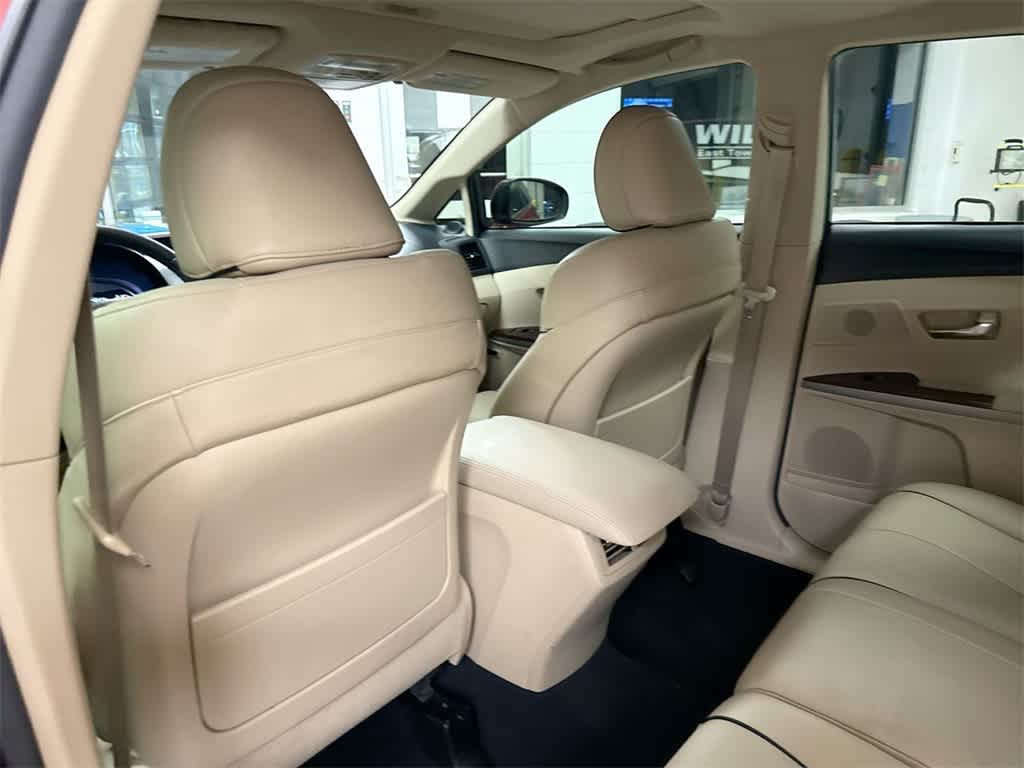 Thumbnail: 2012 Toyota Venza - 19