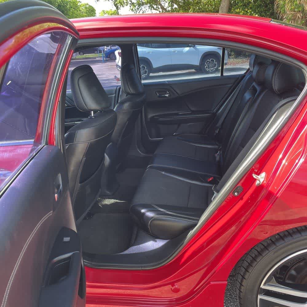 Thumbnail: 2017 Honda Accord - 6