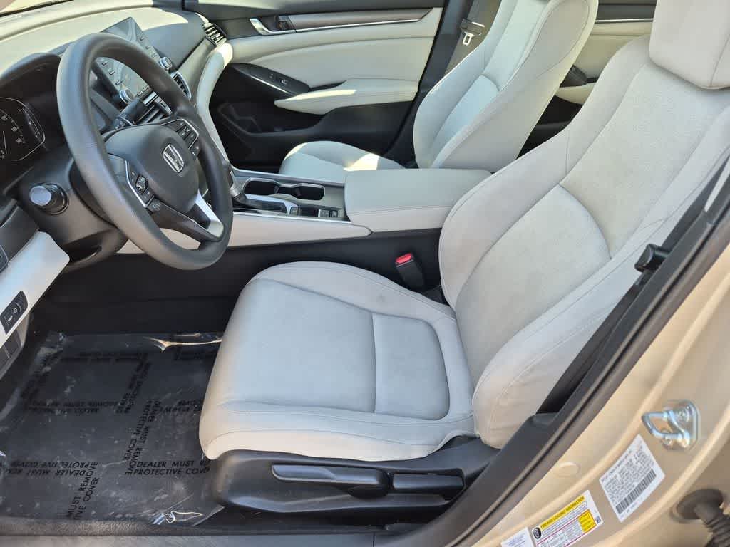 Thumbnail: 2018 Honda Accord - 16