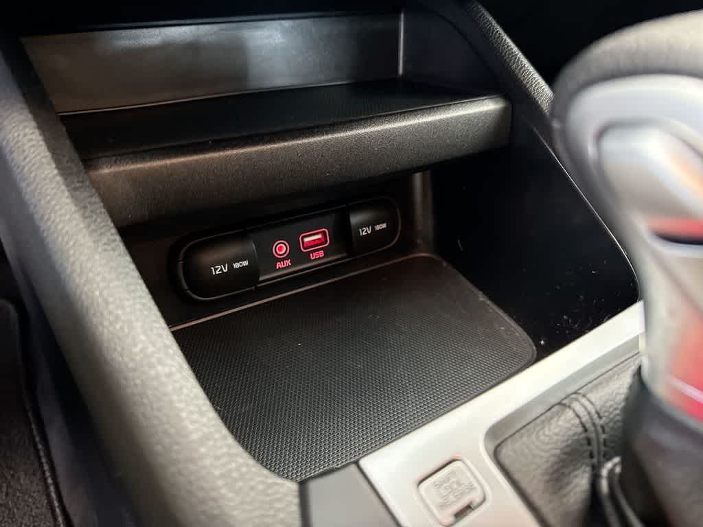 Thumbnail: 2020 Kia Forte - 30