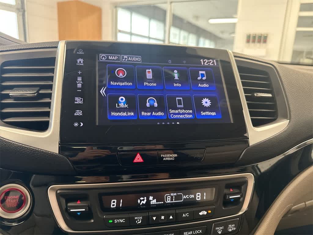 Thumbnail: 2018 Honda Pilot - 34