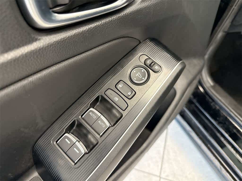 Thumbnail: 2024 Honda Civic - 18